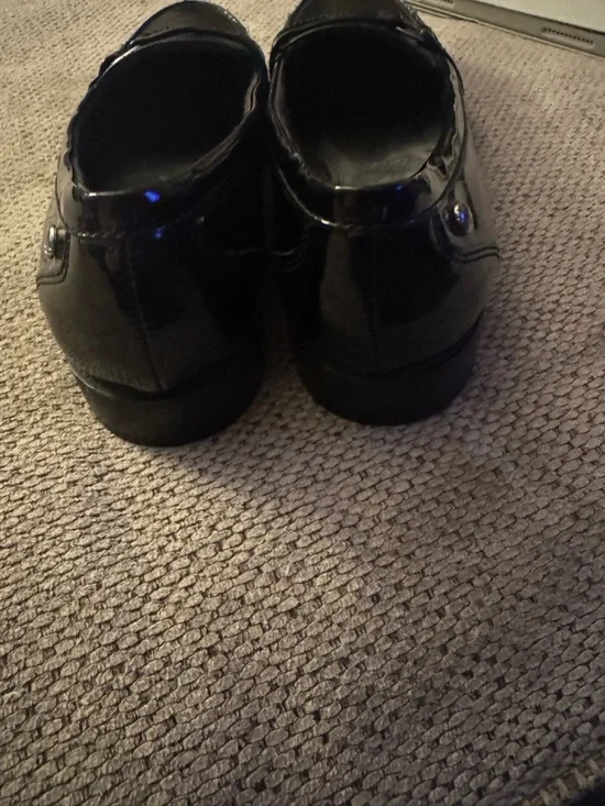 Life Stride Black Textured Loafer Flats with Buckle Accent - Picture 5 of 6